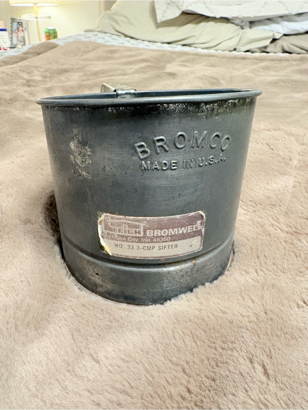 * Vintage Bromco Bromwell 3 Cup Flour Sifter Made in USA Farmhouse